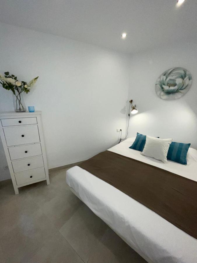 New Townhouse In The Heart Of Nerja With Jacuzzi 빌라 외부 사진